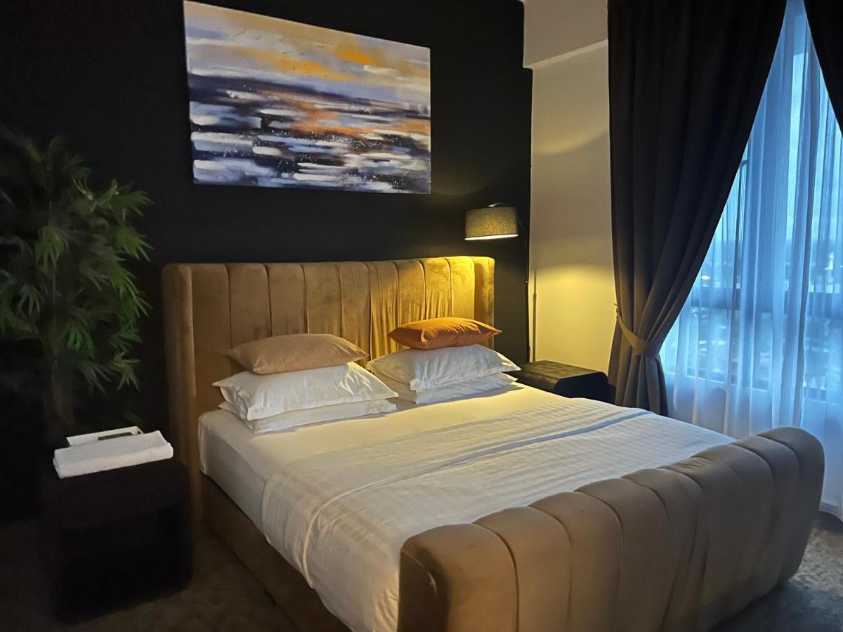 Troika Residency Kota Bharu By The Stay Homestay 1 Buitenkant foto
